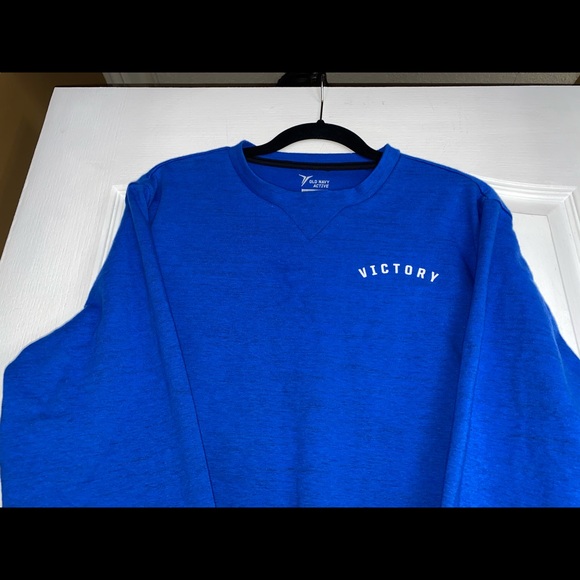 Old Navy Go Dry Crewneck - Picture 2 of 3